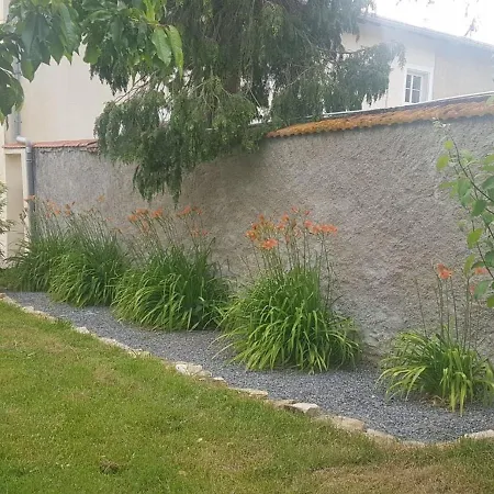 De 160 M² Dans Ferme Pres De Toul, A 30 Min De Nancy, Avec Terrasse Et Jardin Prive - Fr-1-584-65 펜션 툴