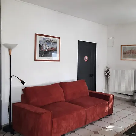 De 160 M² Dans Ferme Pres De Toul, A 30 Min De Nancy, Avec Terrasse Et Jardin Prive - Fr-1-584-65